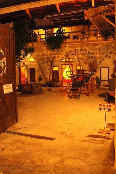 Tokmak Konuk Evi
