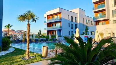 Green Hills Suites