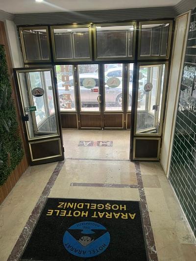 Hotel Ararat