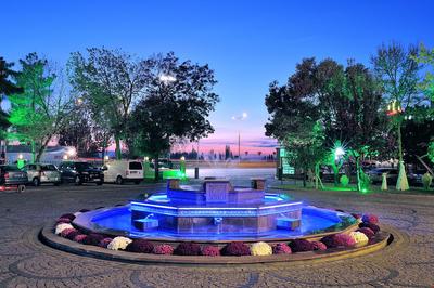 Ağaçlı Otel