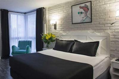 Check Inn Hotel