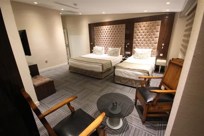 Gold Hotel