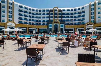 The Lumos Deluxe Resort Hotel & Spa