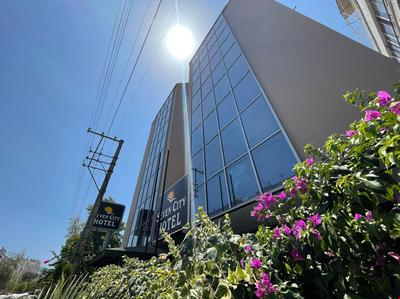 Seven City Hotel