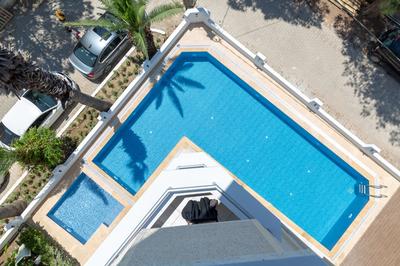 A. Emreli Suit Otel