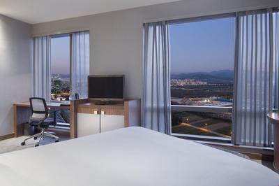 Hampton By Hilton Bursa