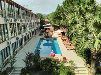 Oskar Thermal Hotel