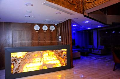 Asuris Hotel