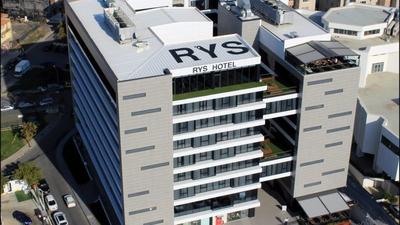Rys Hotel