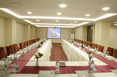 Tilmen Hotel