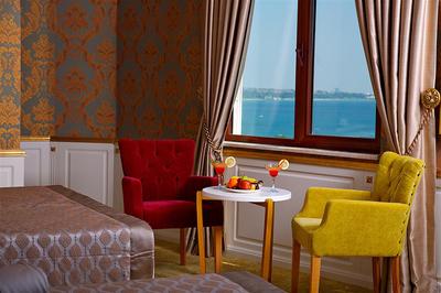 Hotel Emirhan Palace