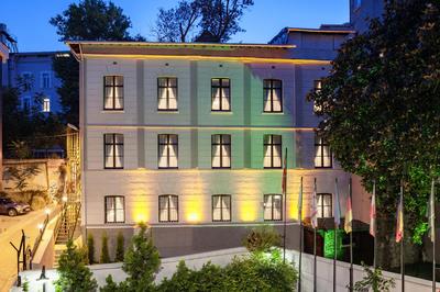 Element Garden Hotel