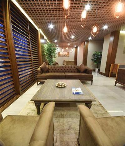 The Elegant Hotel