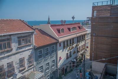 Kaftan Hotel
