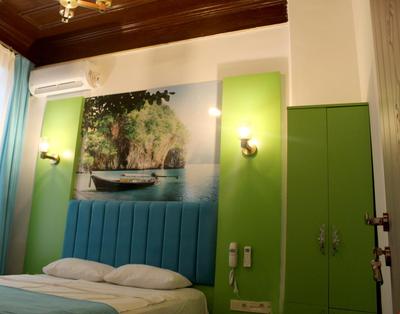 Megaron Hotel