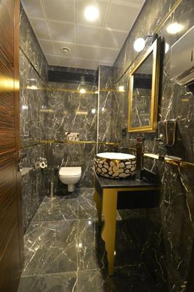 Golden Siyav Hotel