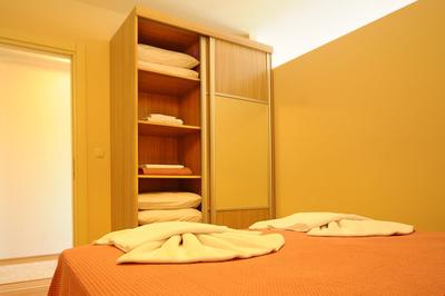 Atrium Suites