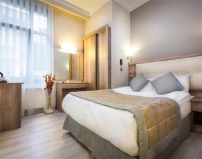 Fatih Hotel Corner