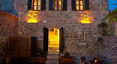 Aristonicus Hotel