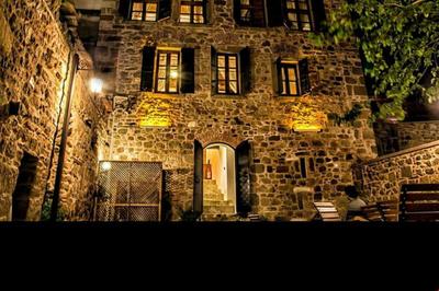 Aristonicus Hotel