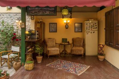 Elaia Hotel