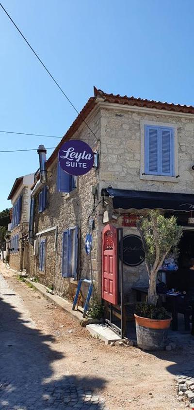 Leyla Suite