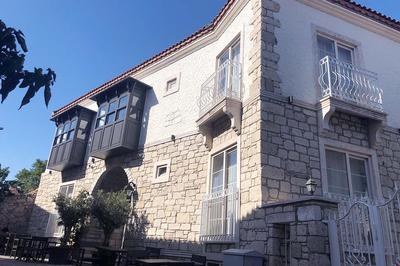 Neva Hotel Alaçatı
