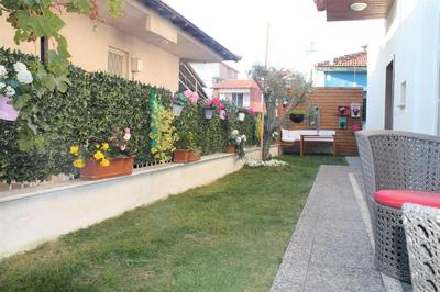 Lila Hotel