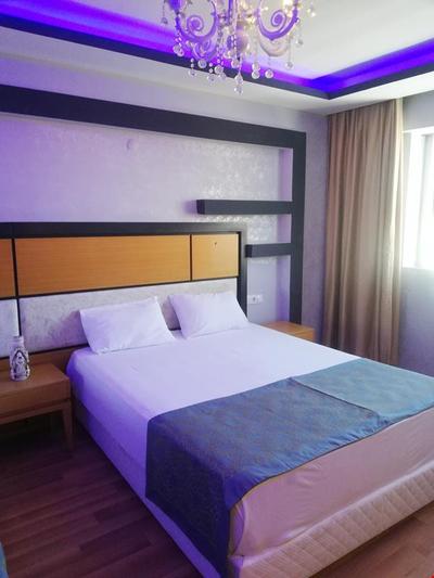 Ünaten Otel