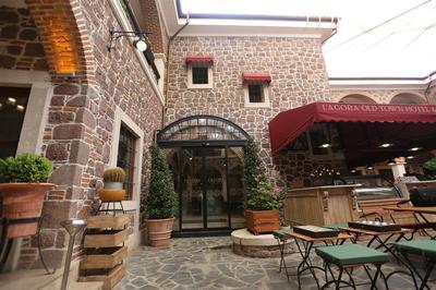 L Agora Old Town Hotel & Bazaar
