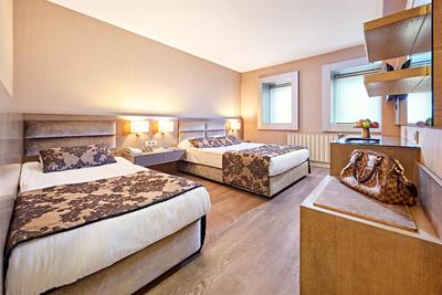 The New Hotel Zeybek