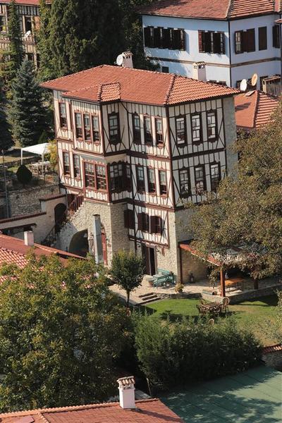 Karaüzümler Konağı
