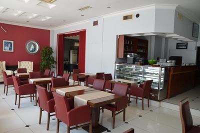 Anibal Hotel
