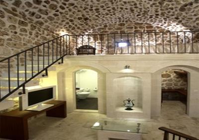 Kasr-ı Nehroz Otel
