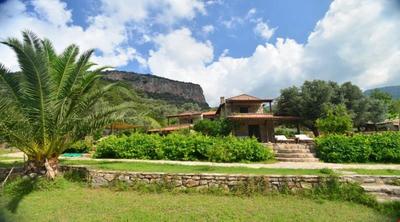 Zephyros Hotel