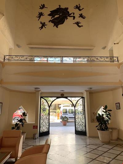 Zuhat Otel
