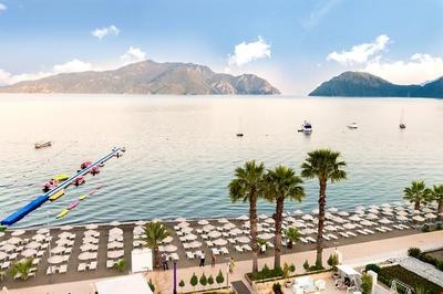Golden Rock Beach Hotel