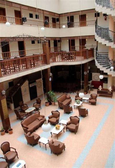 Özcan Beach Hotel