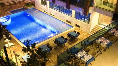 Supreme Hotel