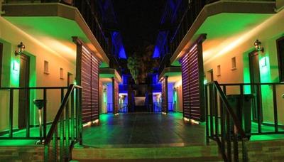 Dolphin Apart & Hotel