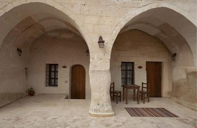 Narcissos Cave Hotel