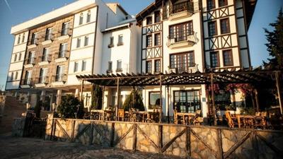 Zinos Hotel
