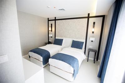 Gardenya Suit Hotel