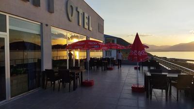 Van Orient Hotel