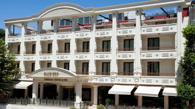 Black Bird Thermal Hotel