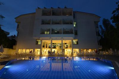 Kaftans Hotel by RRH&R