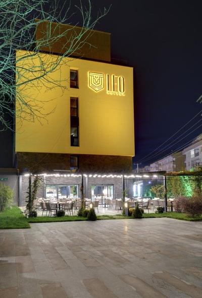 Leo Suites Hotel