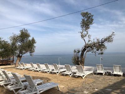 Helen Camping Beach & Restaurant