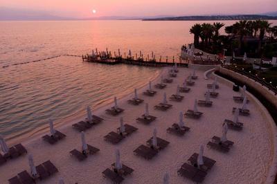 Reges a Luxury Collection Resort & Spa