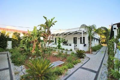 Yali Apart Residence